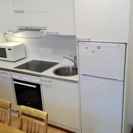 Yllaes 8106 شقة *